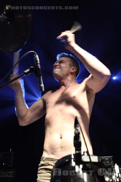 BATTLES - 2007-10-16 - PARIS - Trabendo - 